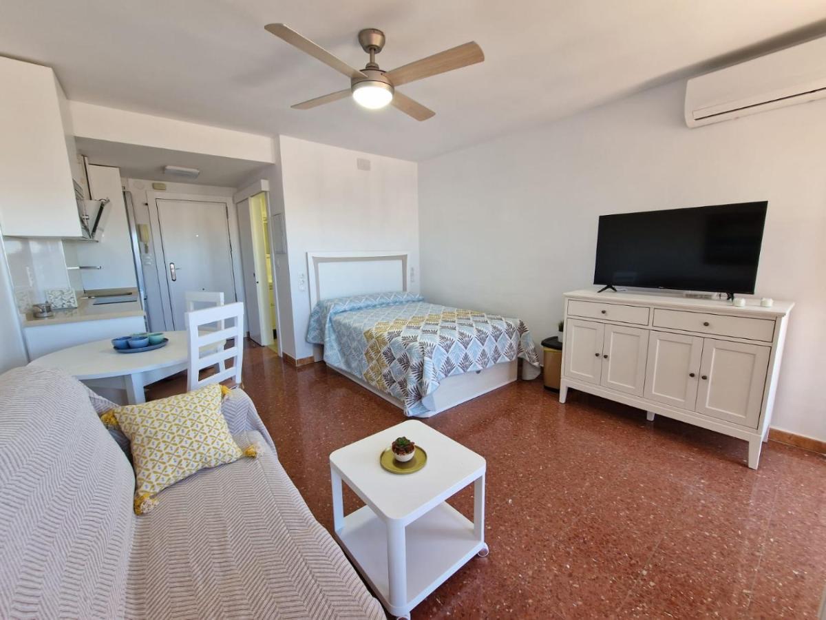 Apartamento Sereva Plazamar Torre Del Mar Exterior photo