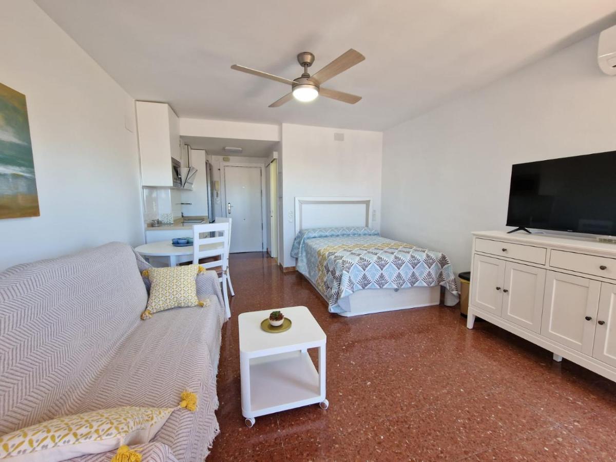 Apartamento Sereva Plazamar Torre Del Mar Exterior photo